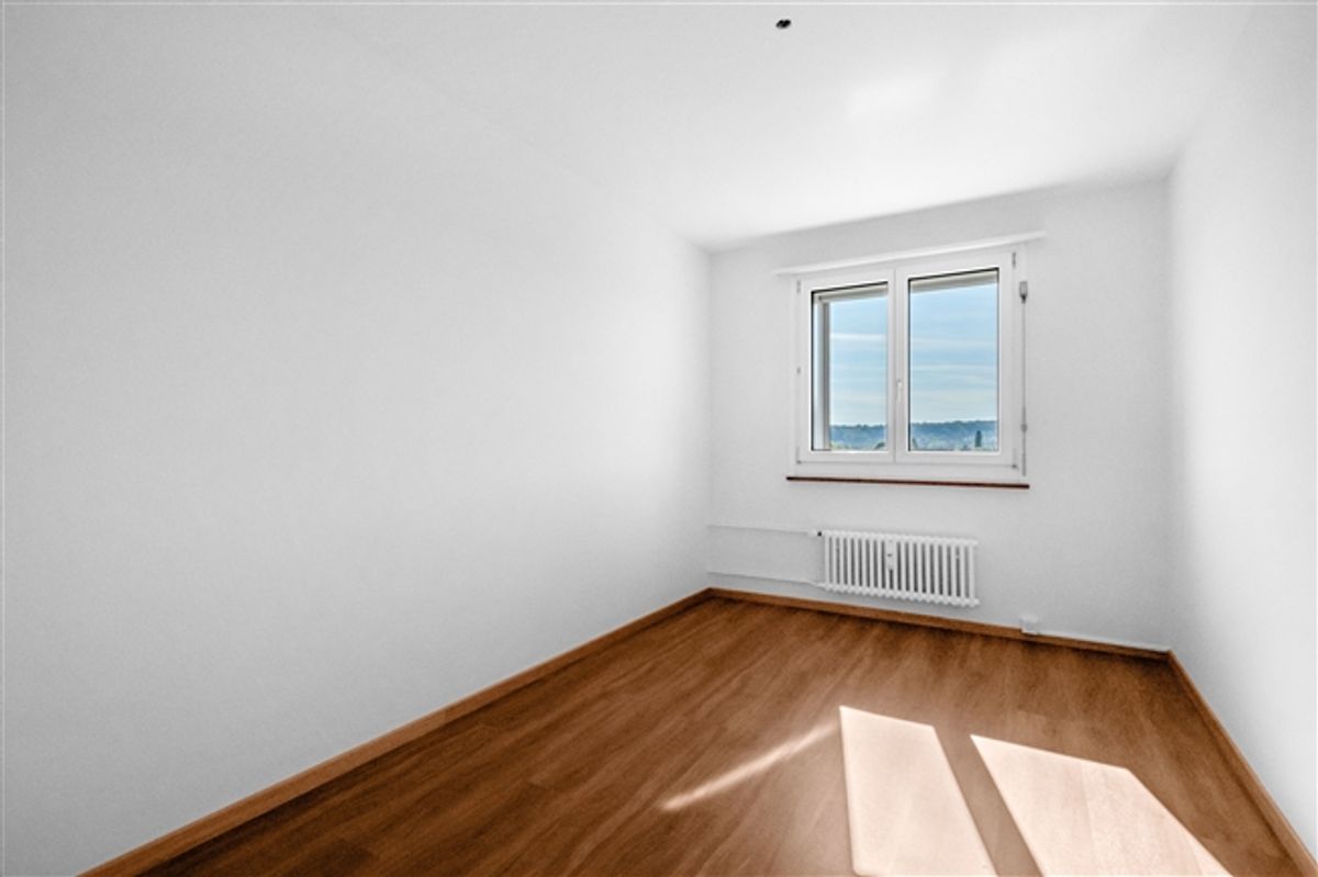 Geräumige Wohnung mit weitläufiger Aussicht - 3