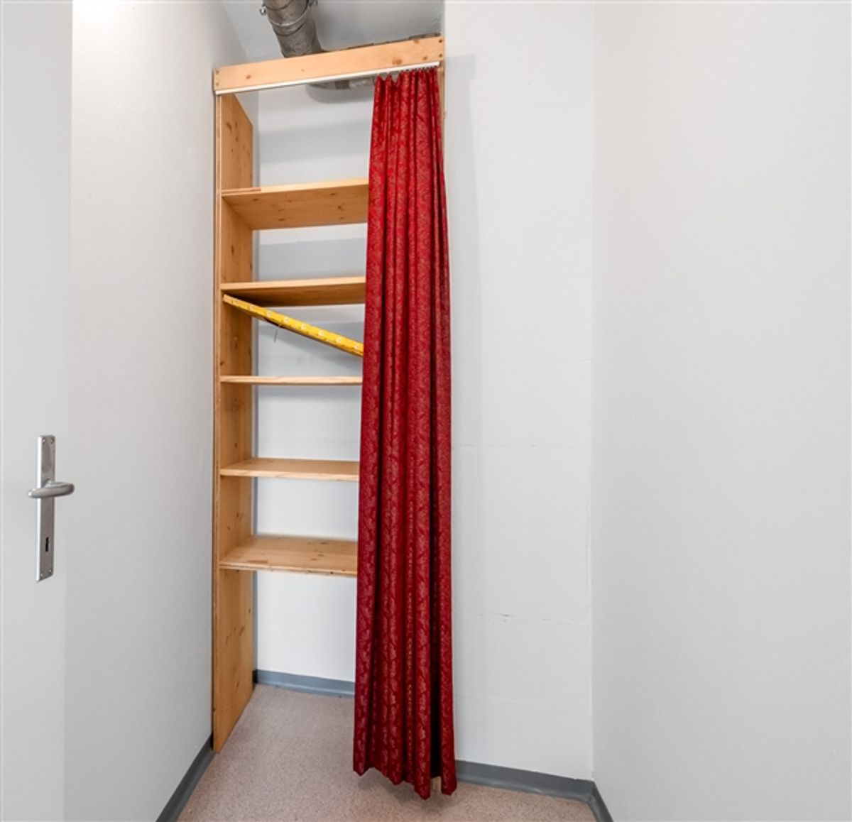 Geräumige Wohnung mit weitläufiger Aussicht - 6