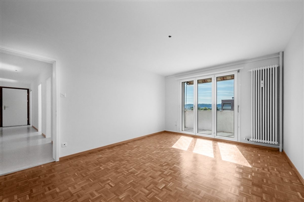Geräumige Wohnung mit weitläufiger Aussicht - 8