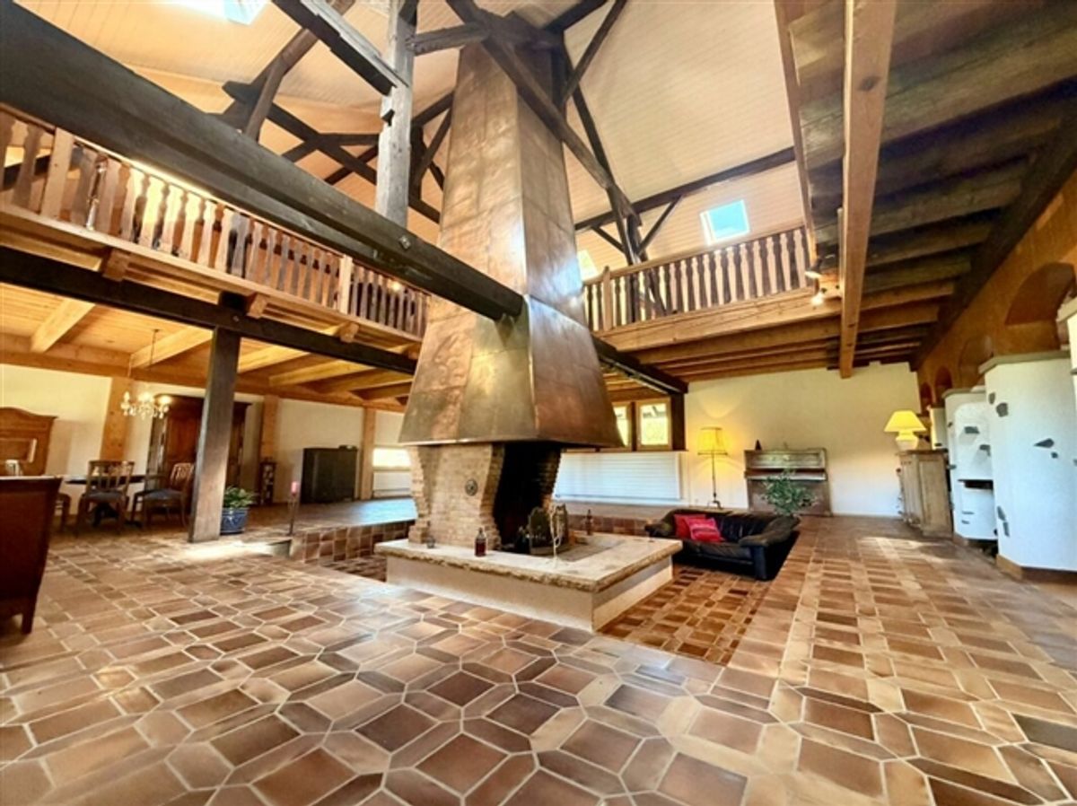 Prächtiges renoviertes Bauernhaus in einer Ecke von Paradise - 1