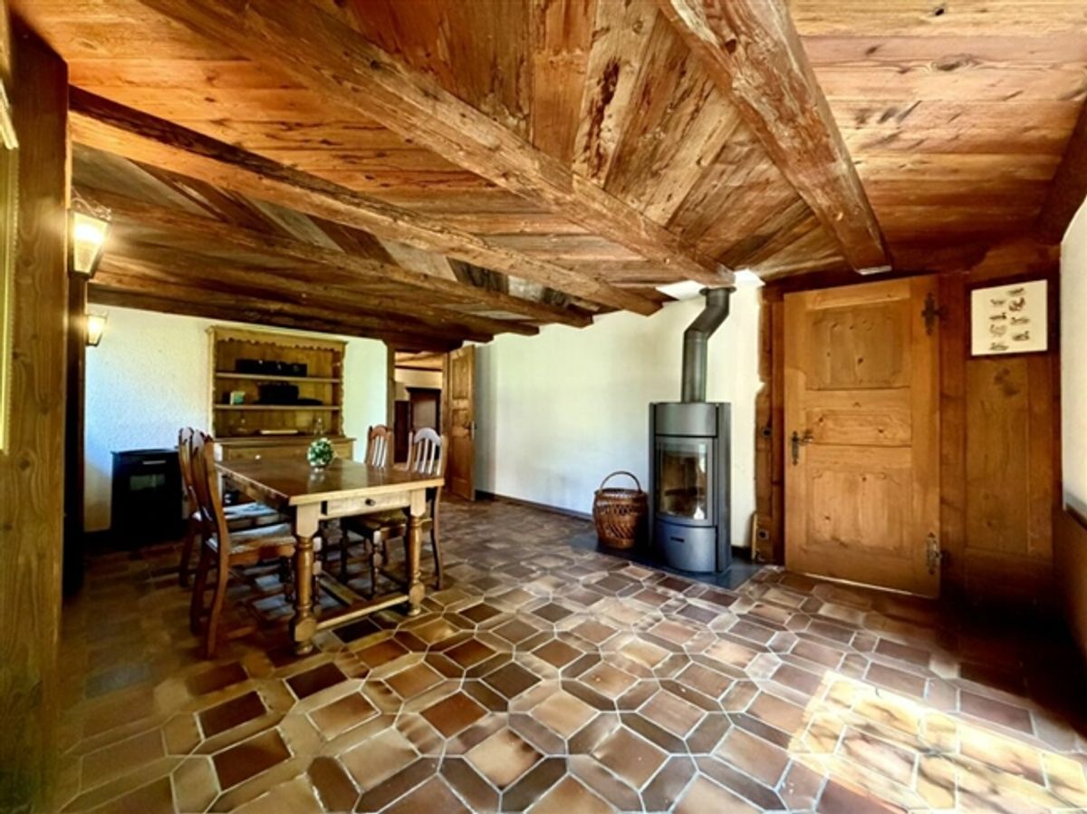 Prächtiges renoviertes Bauernhaus in einer Ecke von Paradise - 4