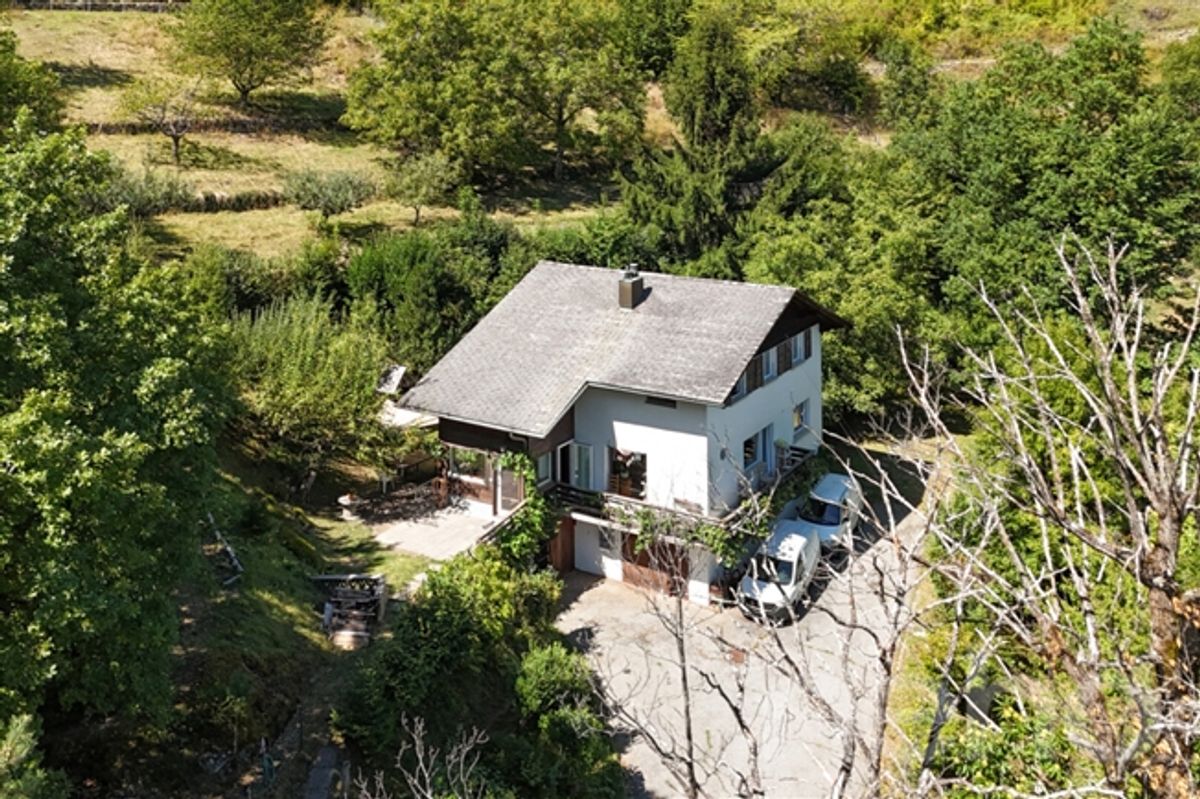 Familienvilla 215 m² - Außergewöhnliche Aussicht - Grundstück 4220 m² - 0