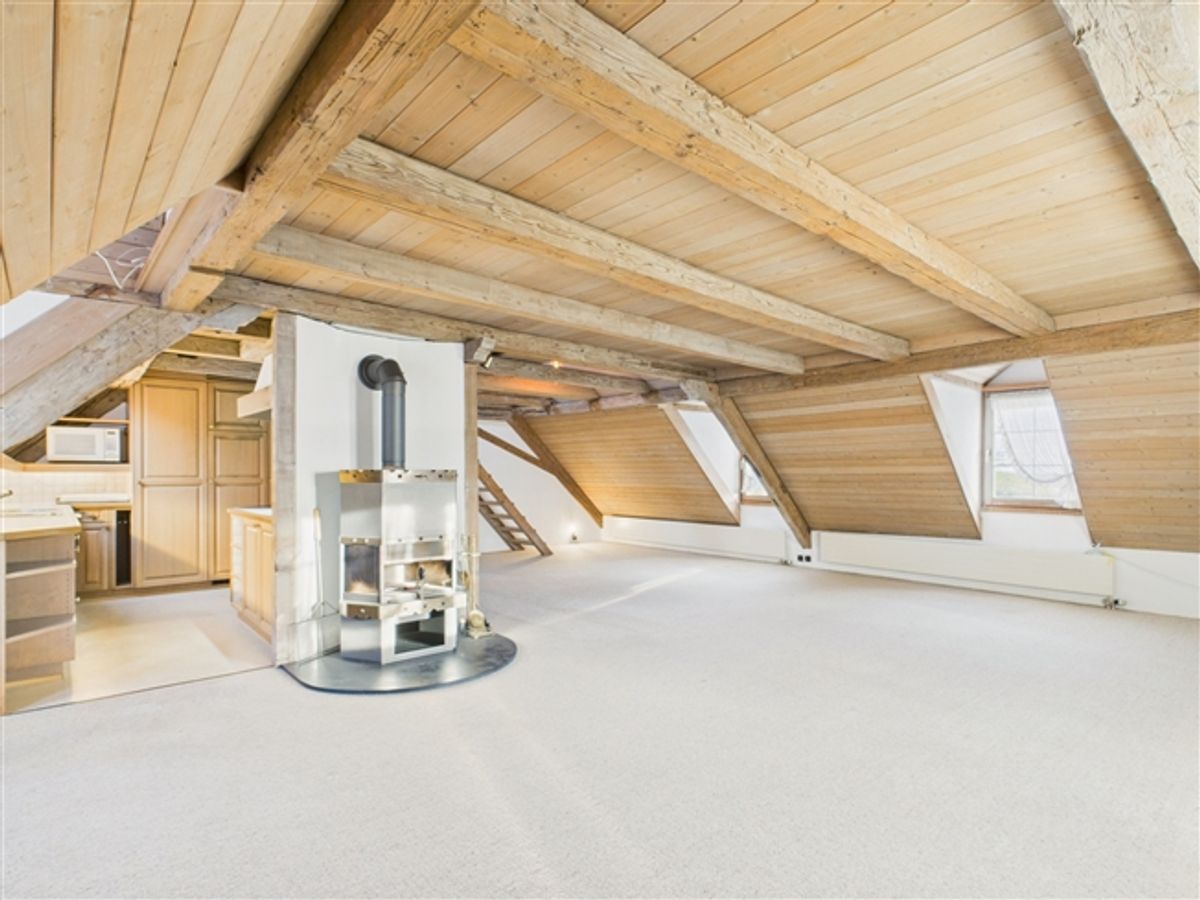 Einzigartige 5.5-Zimmer Dachwohnung - 1
