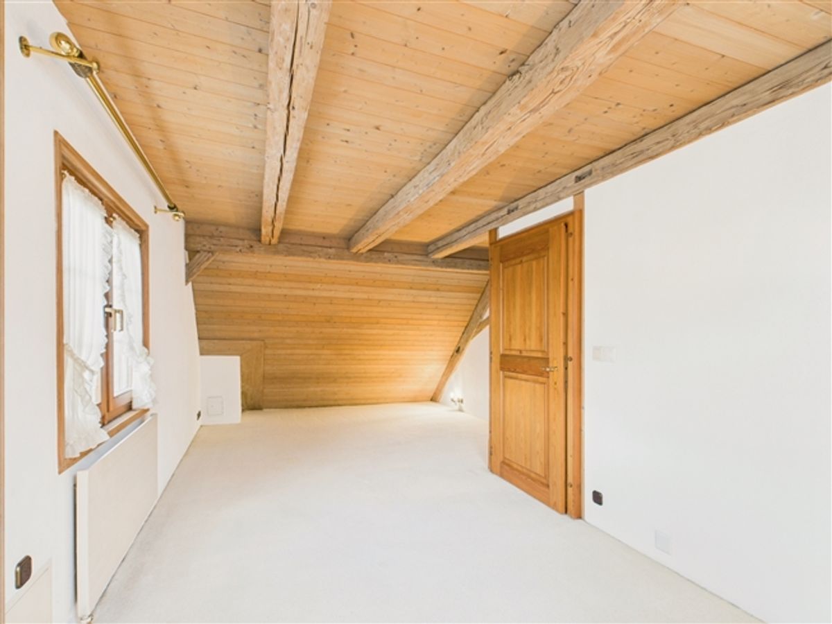 Einzigartige 5.5-Zimmer Dachwohnung - 11