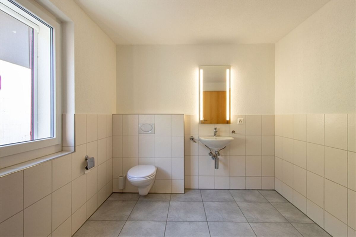 5.5-ZIMMER EINFAMILIENHAUS MIT UNVERBAUBARER AUSSICHT INS GRÜNE - 6