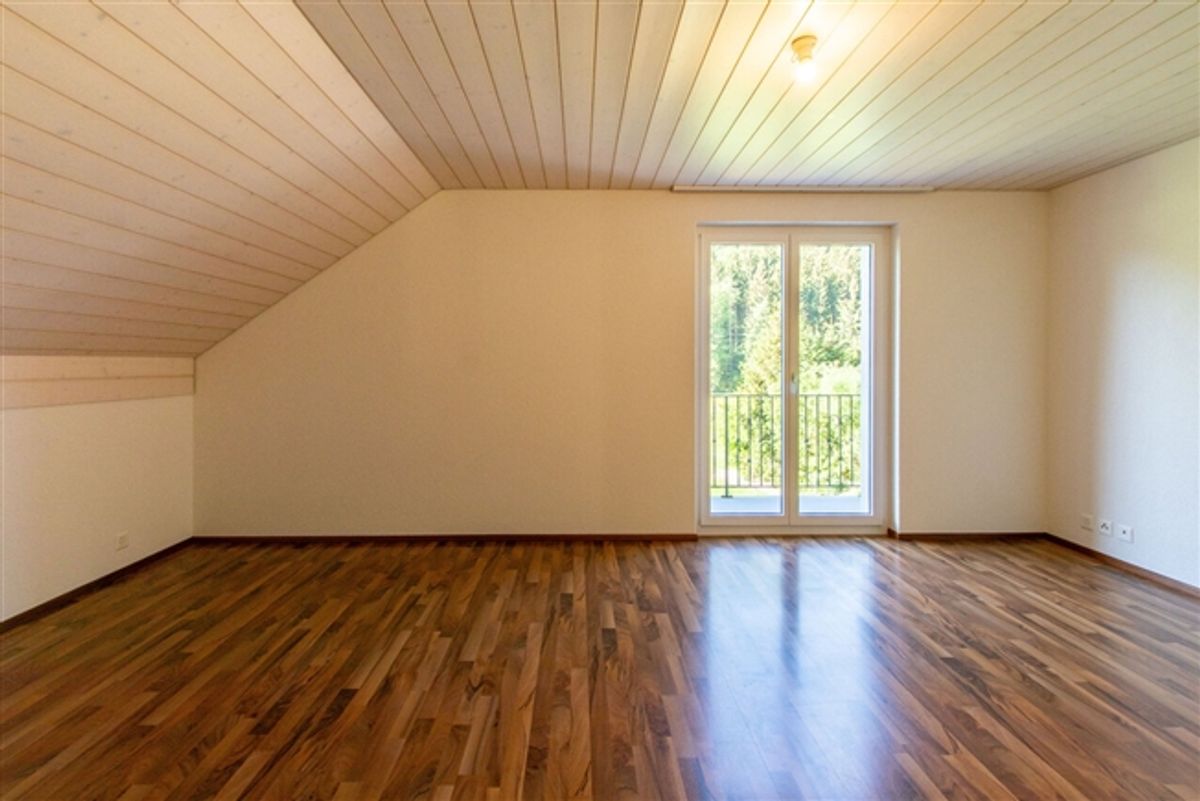 5.5-ZIMMER EINFAMILIENHAUS MIT UNVERBAUBARER AUSSICHT INS GRÜNE - 14