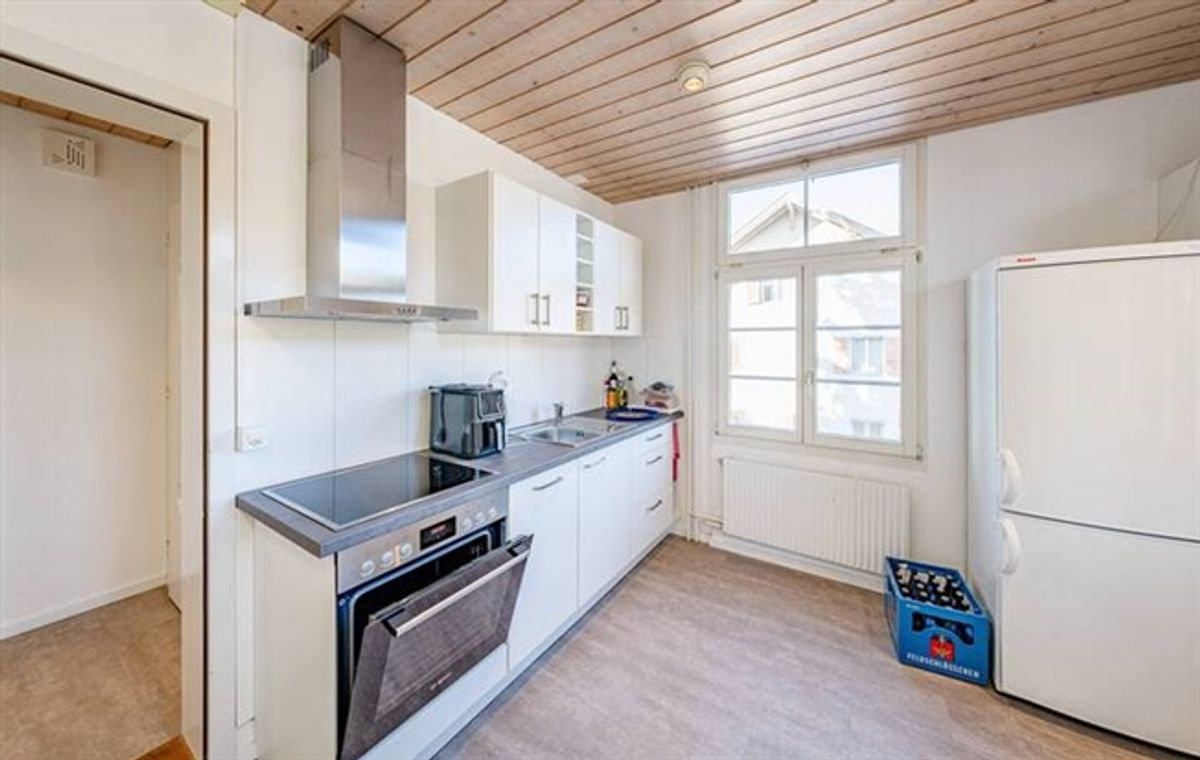 VOLLVERMIETETES MEHRFAMILIENHAUS IN HUTTWIL - 5