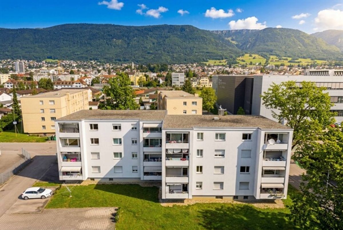 RENDITESTARKES MEHRFAMILIENHAUS (BR 4.58 %) MIT 16 EINHEITEN IN GRENCHEN - 0