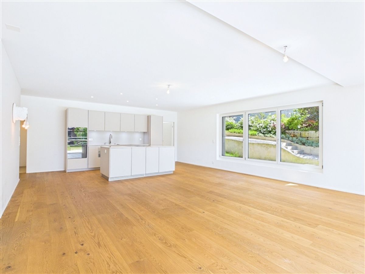 Exklusive Gartenwohnung mit über 100m² Garten inkl. 2 TG-Parkplätze und maximaler Ruhe - 1
