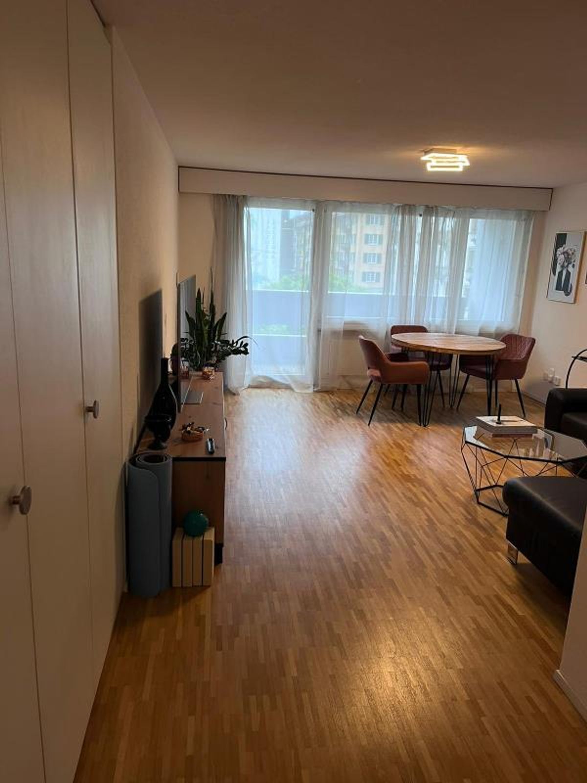 2.5 Zimmer möbl. Wohnobjekt - 2