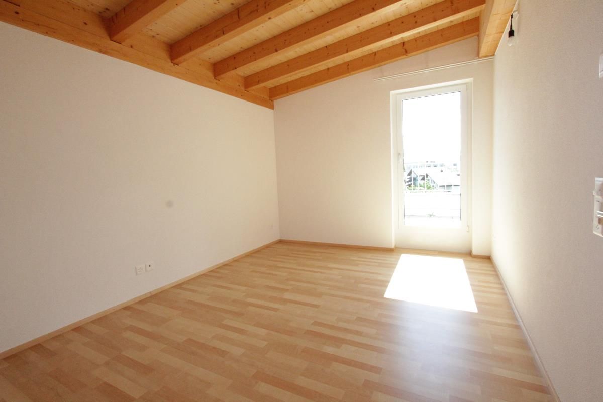 2.5 Zimmer Dachwohnung - 4