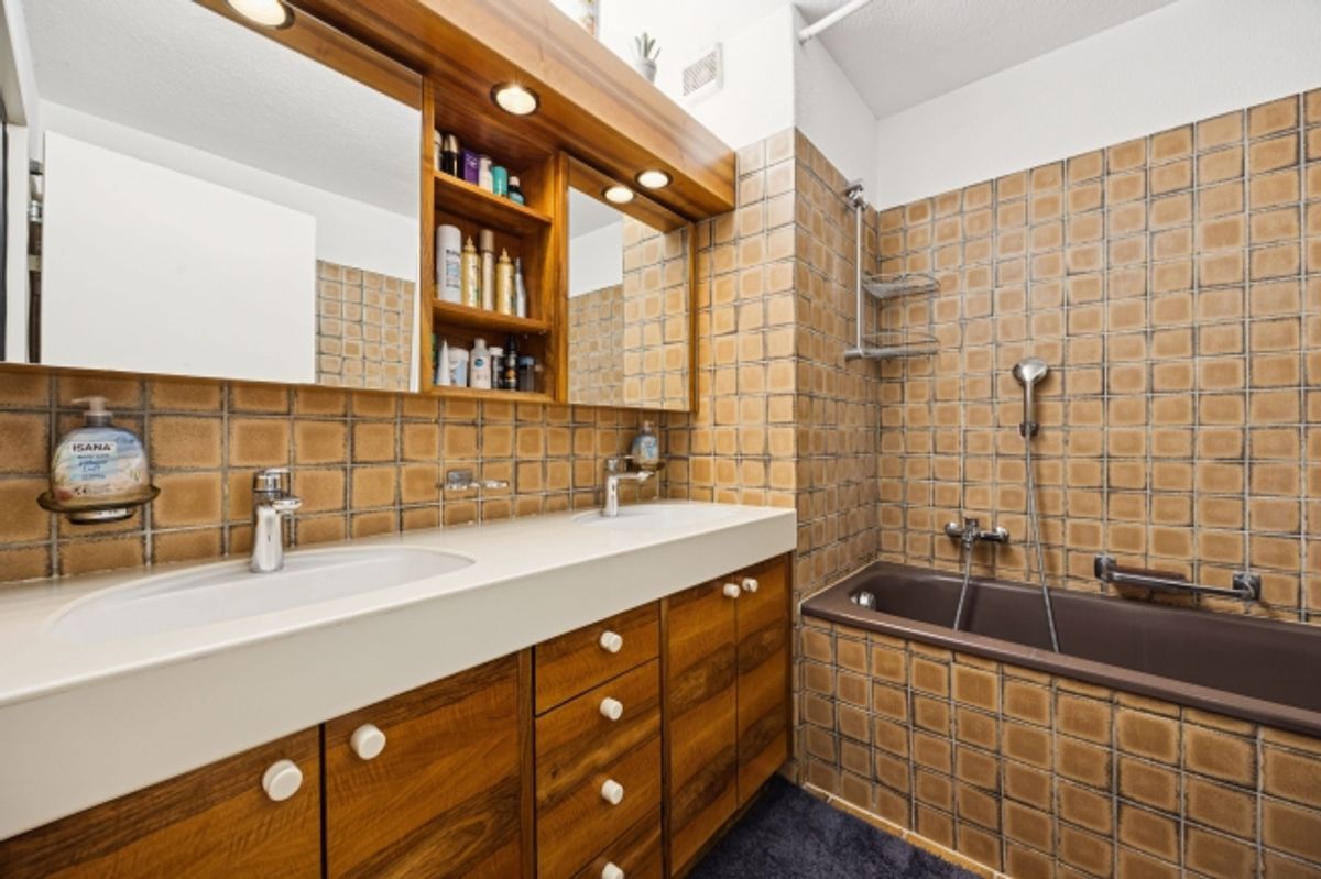 Ihr neues Zuhause auf zwei Ebenen Grosszügige 5.5-Zimmer-Duplexwohnung - 8