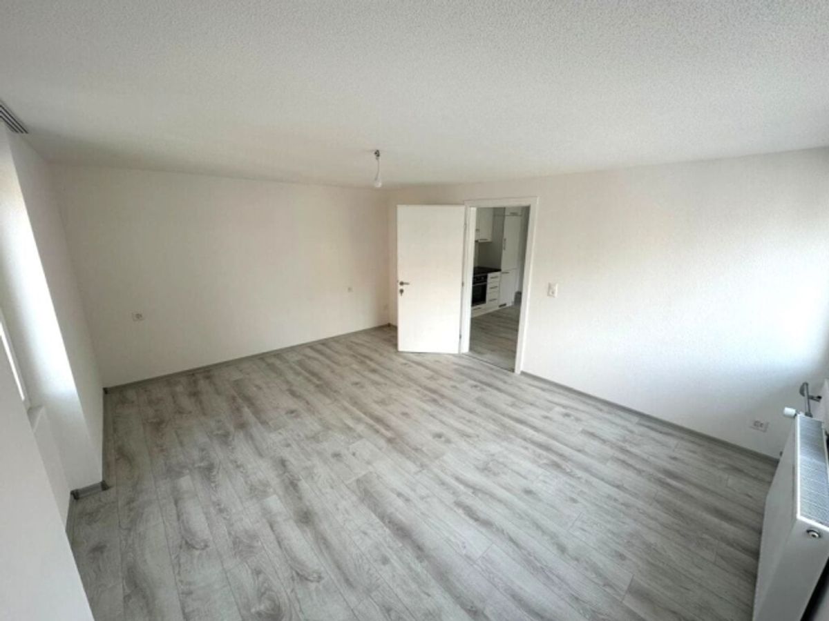 MFH mit 10 Whg + Gewerbe, totalsaniert, zentral in Biel - 4