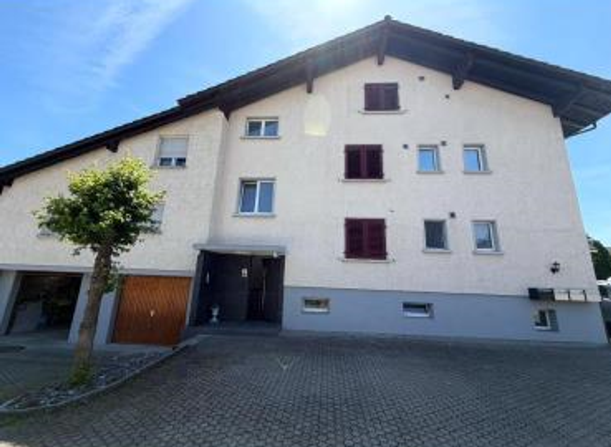 Mehrfamilienhaus - 1