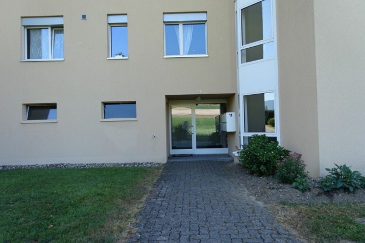 3.5 Zi-Eigentumswohnung mit Balkon und Einstellhallenplatz - 0