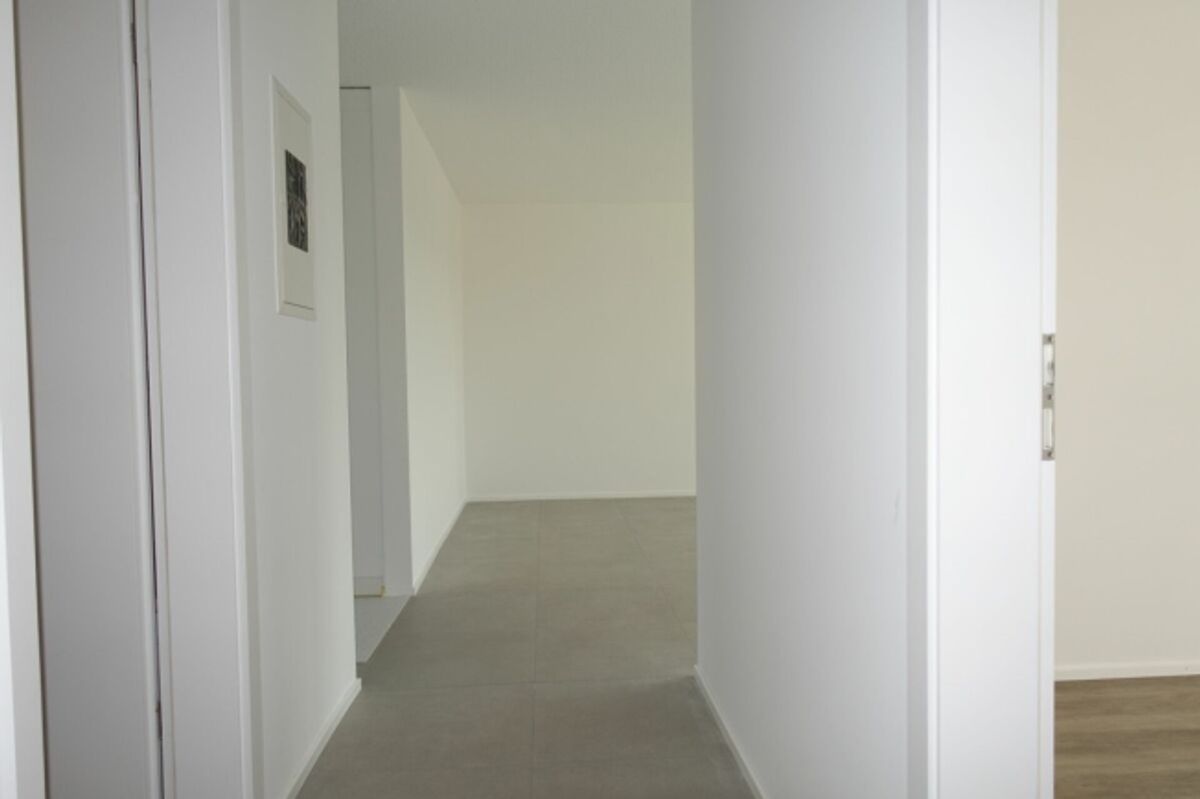 3.5 Zi-Eigentumswohnung mit Balkon und Einstellhallenplatz - 10