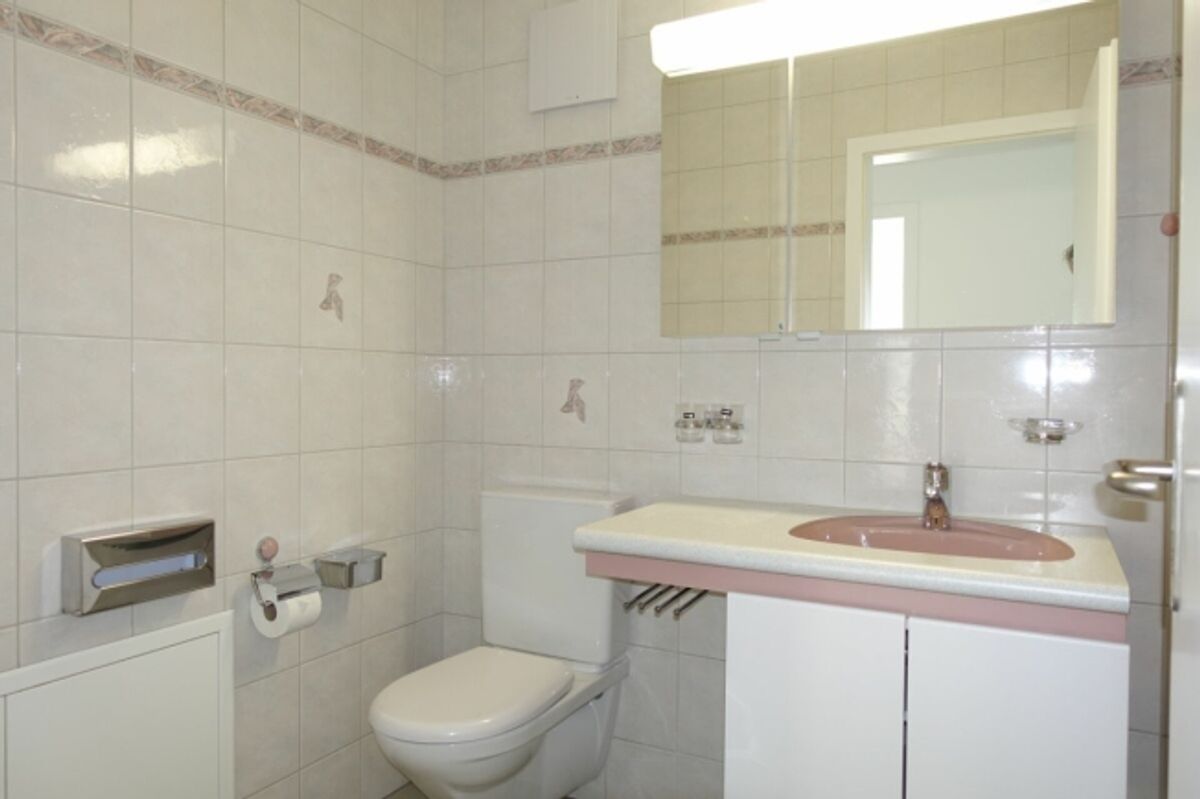 3.5 Zi-Eigentumswohnung mit Balkon und Einstellhallenplatz - 13