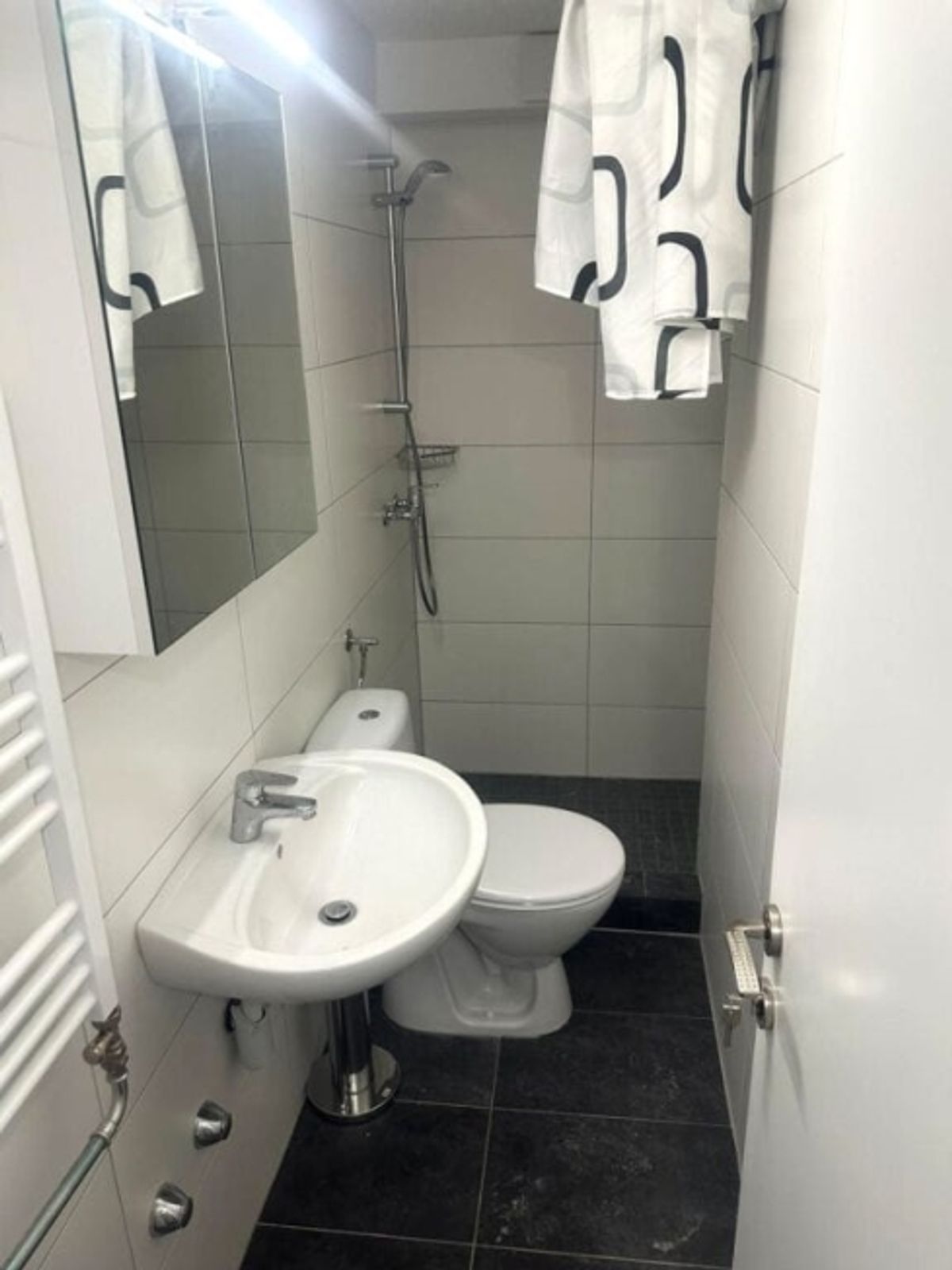 MFH mit 10 Whg + Gewerbe, totalsaniert, zentral in Biel - 7