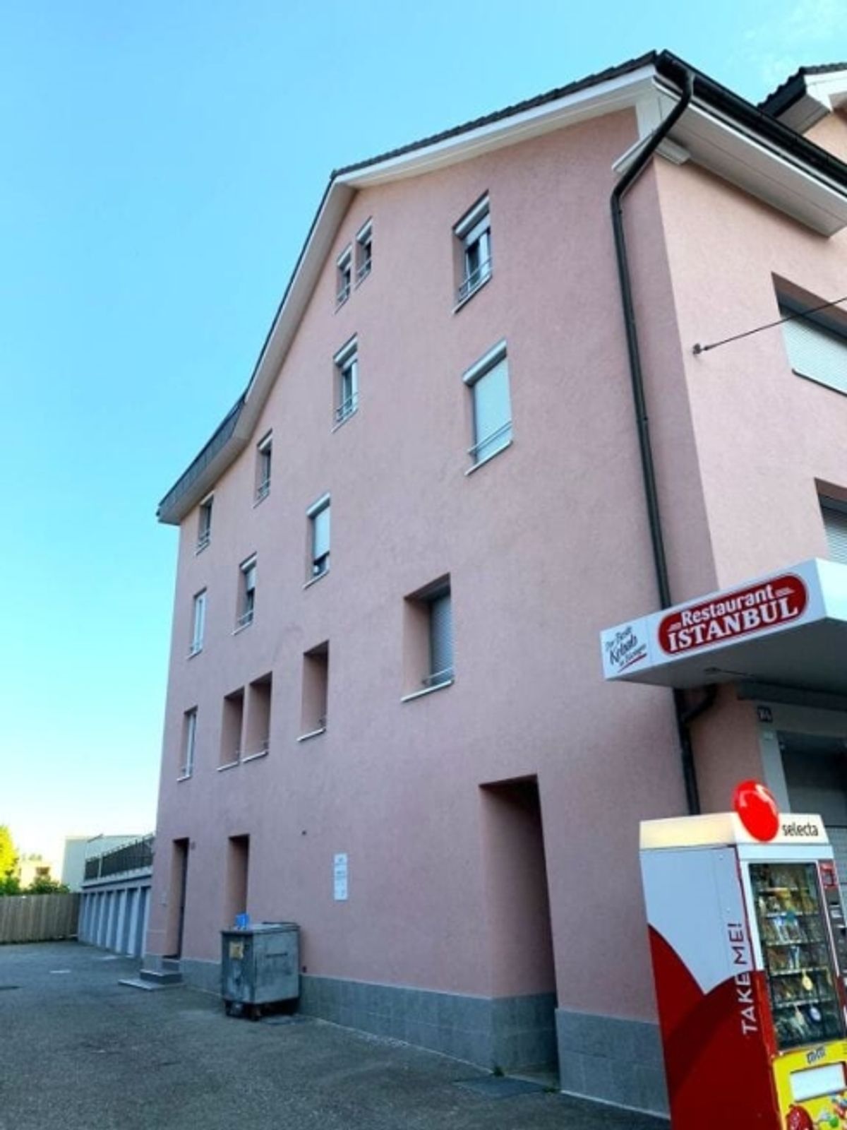 MFH mit 10 Whg + Gewerbe, totalsaniert, zentral in Biel - 9