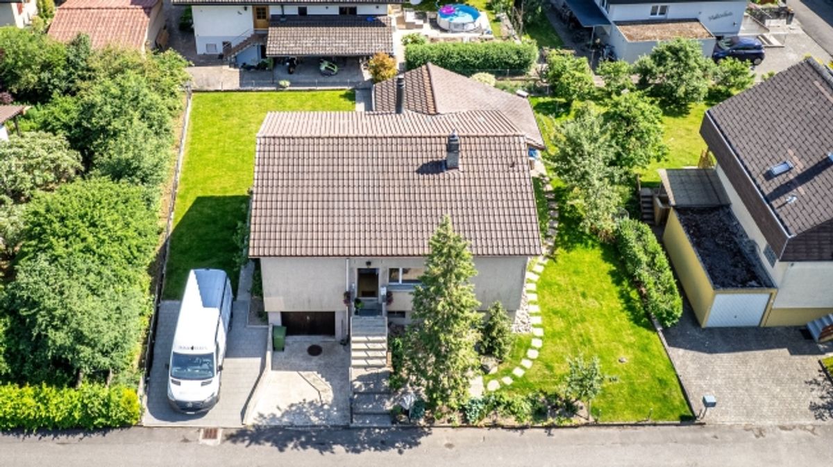 5.5-Zi. EFH in Uetendorf mit grossem Garten & Ausbaupotential - 3
