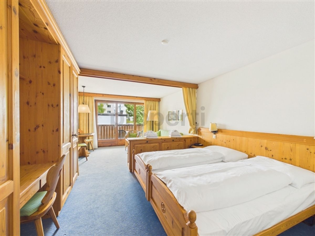Helle 1.5-Zimmer-Wohnung mit Balkon, Davos Dorf - 4