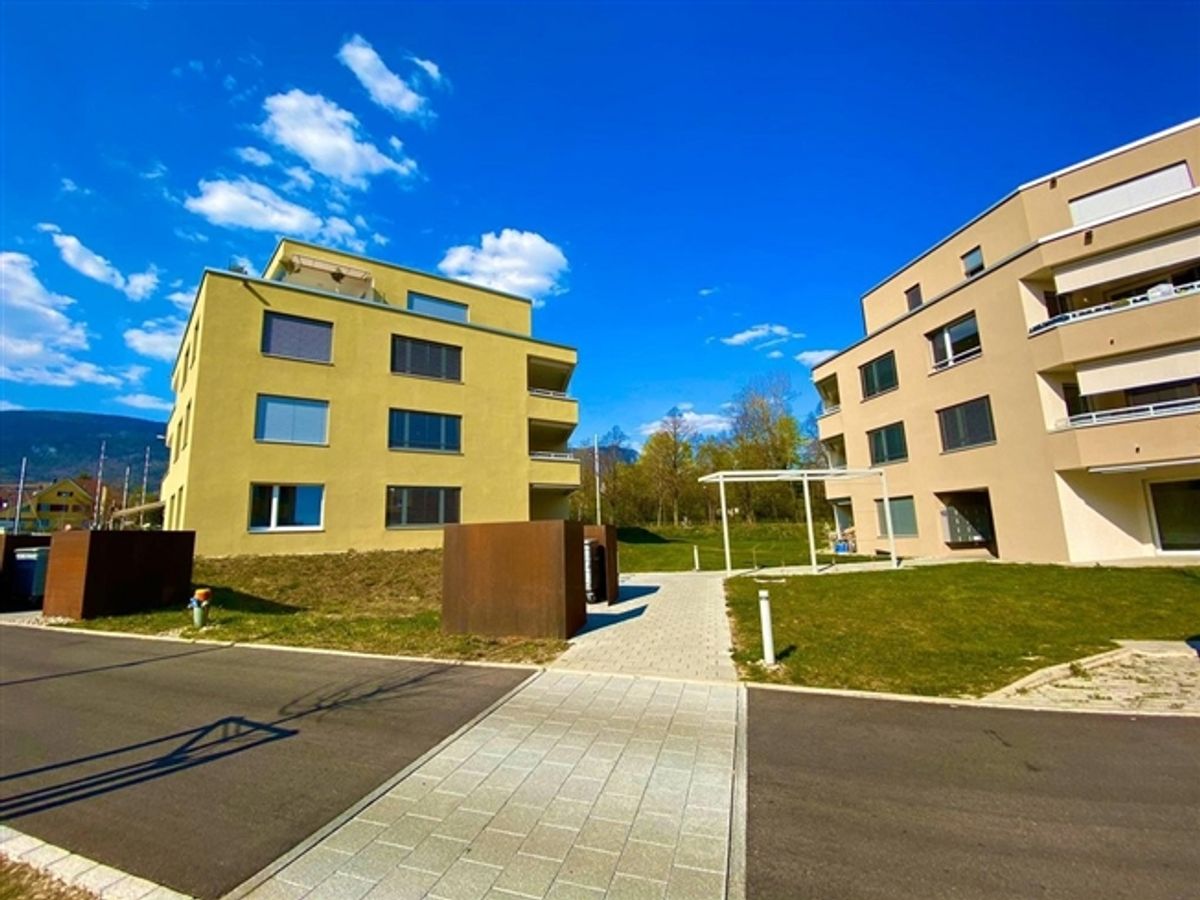 Suchen Sie einen Einstellhallenplatz Bei uns finden Sie ihn. - 1