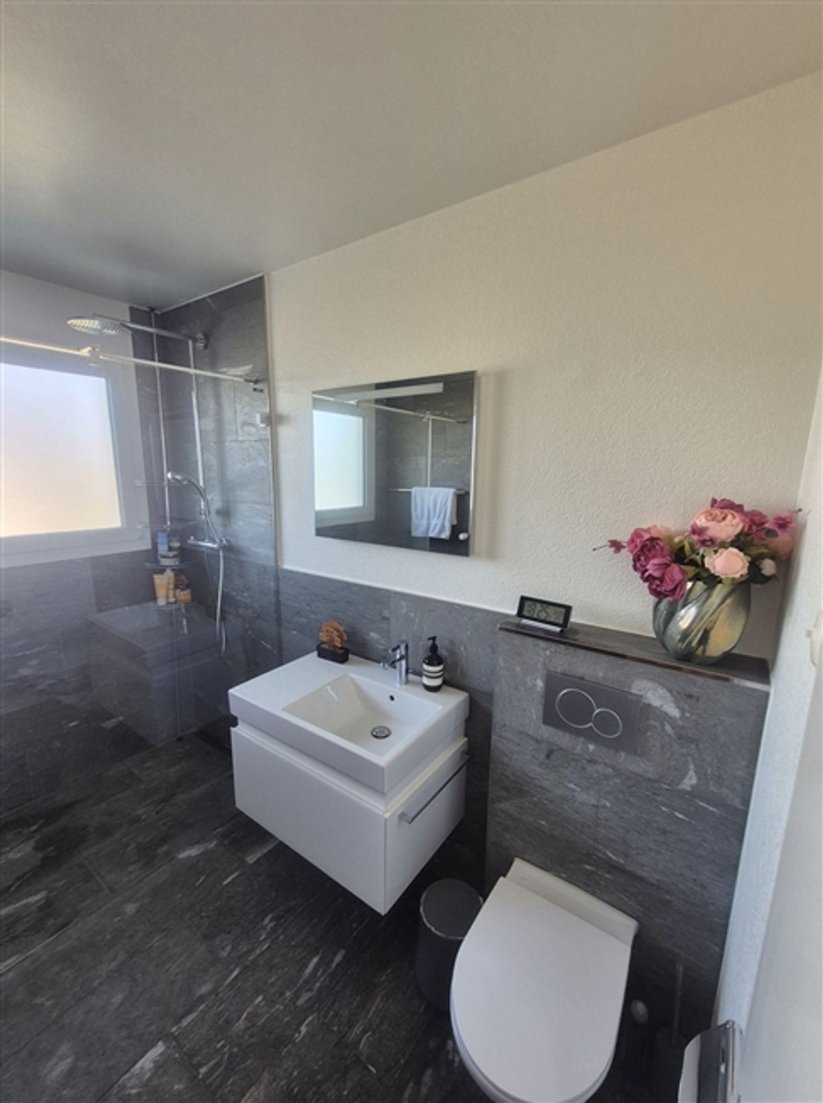 7 ZIMMER-HAUS IN RICHTERSWIL (ZH), MÖBLIERT, TEMPORÄR - 7