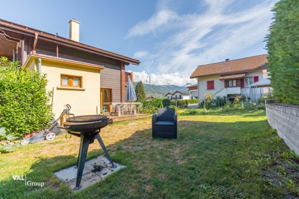 Charmant petit chalet avec spacieux jardin, en plein coeur du village - 8