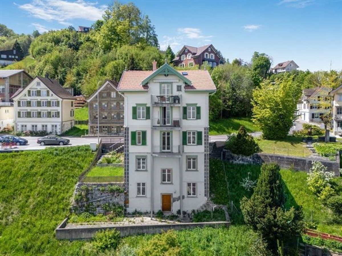 HISTORISCHES MEHRFAMILIENHAUS MIT BODENSEEBLICK - 0