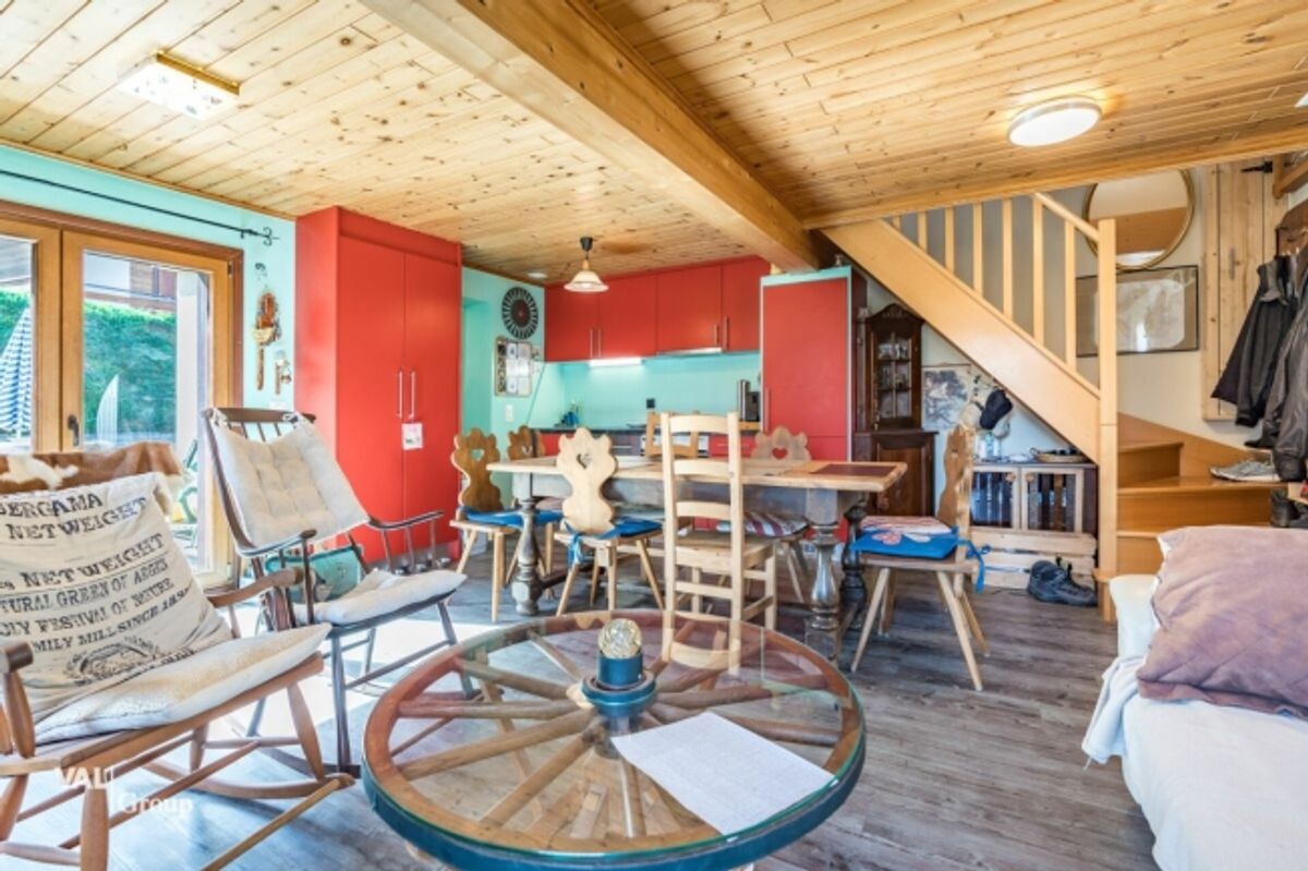 Charmant petit chalet avec spacieux jardin, en plein coeur du village - 3