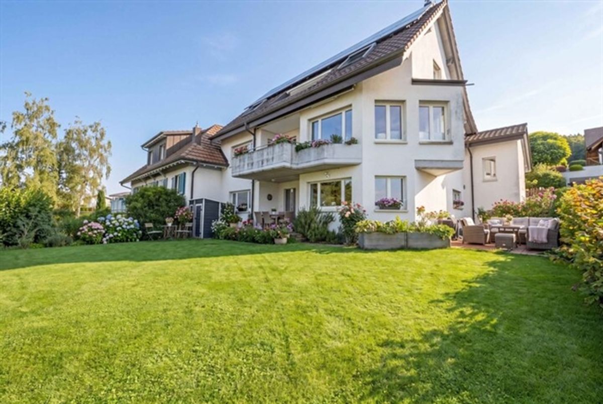 STILVOLL RENOVIERTES FAMILIENHAUS MIT VIEL WOHNQUALITÄT - 0