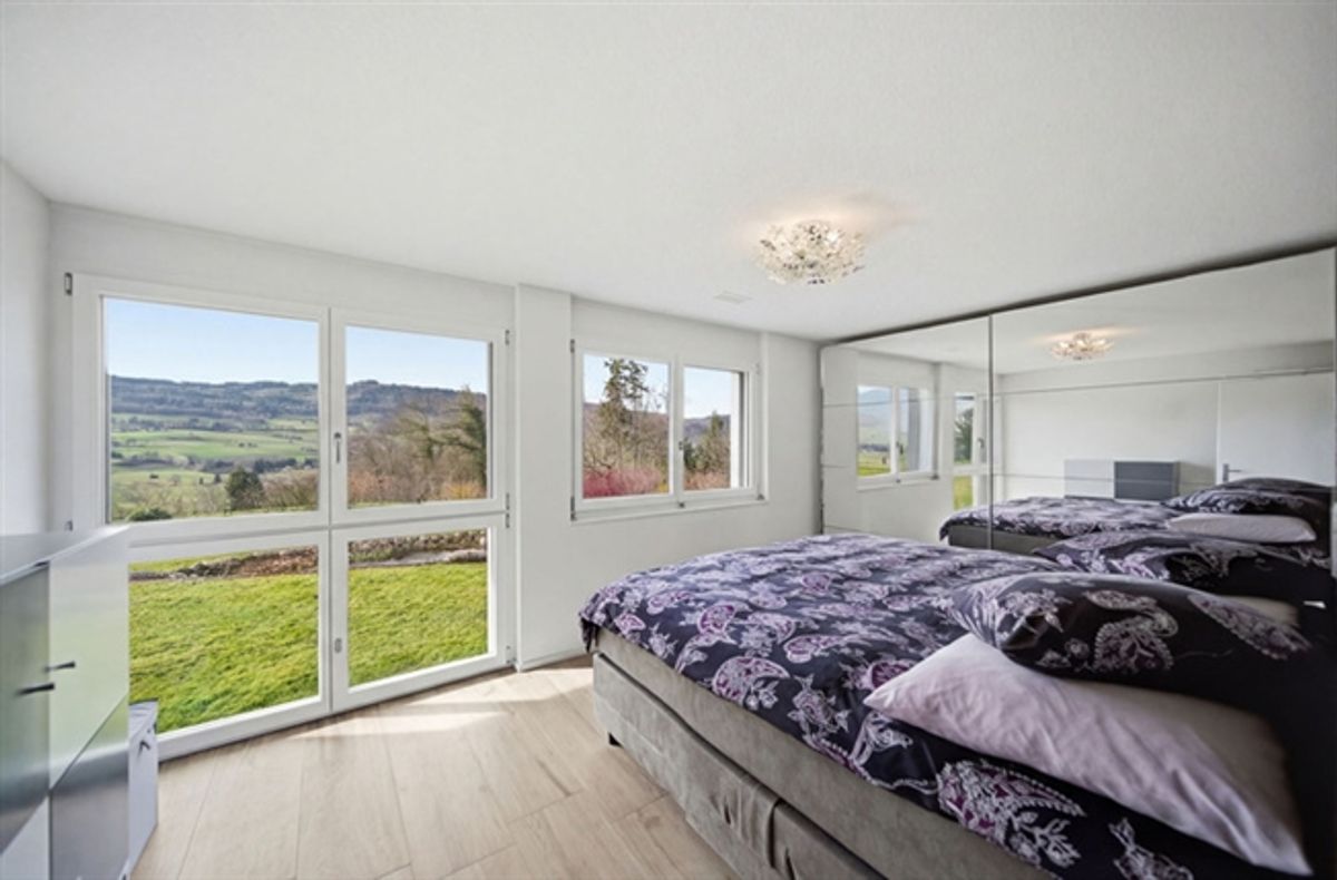 MODERNE GARTENWOHNUNG MIT TRAUMHAFTER AUSSICHT AUF DIE BERNER ALPEN - 3