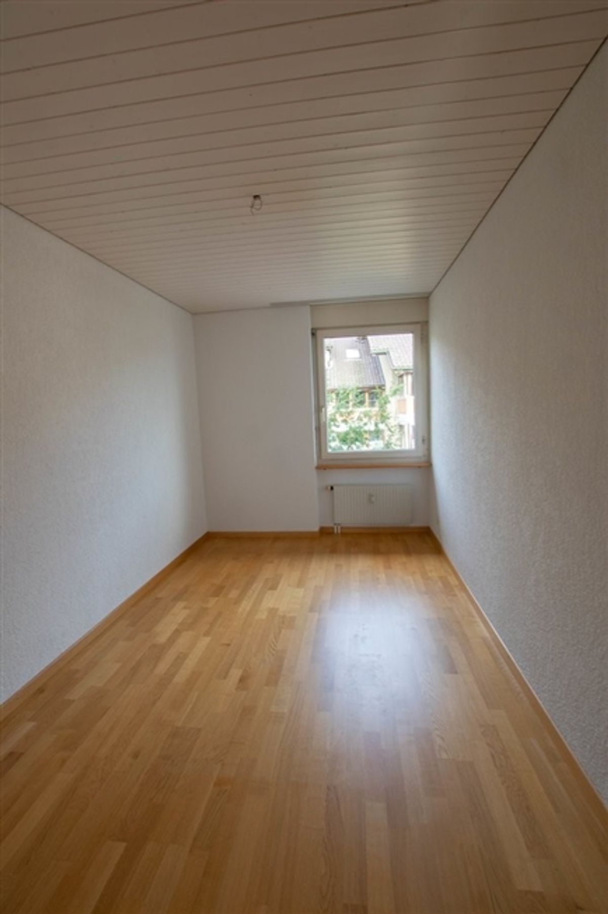 4 1/2-Zimmerwohnung mit zwei Balkonen in Langnau - 3