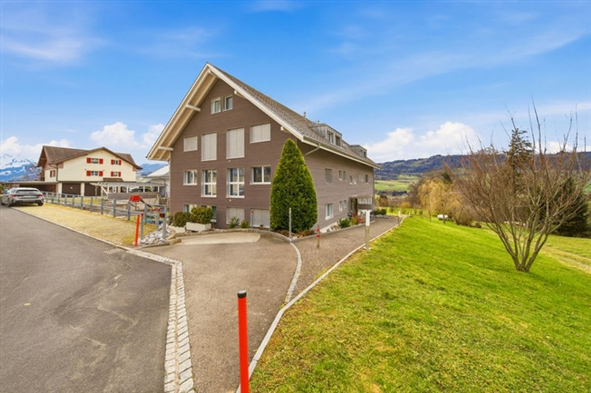 MODERNE GARTENWOHNUNG MIT TRAUMHAFTER AUSSICHT AUF DIE BERNER ALPEN - 6