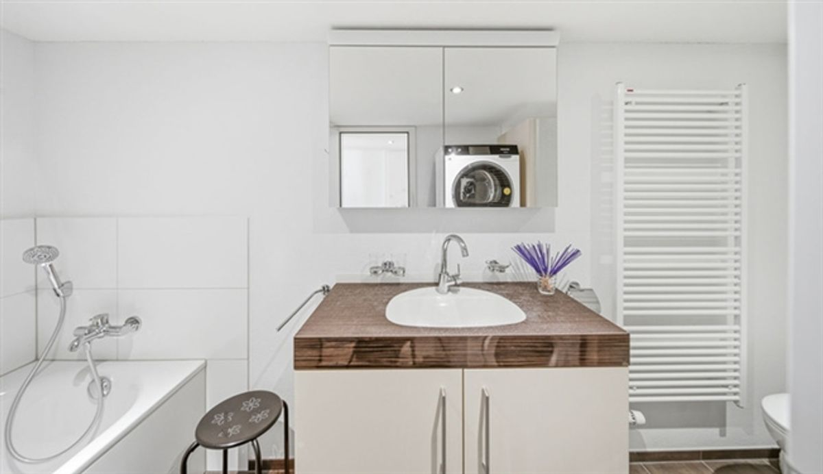 GEPFLEGTES MEHRFAMILIENHAUS MIT ACHT WOHNUNGEN UND MIETPOTENZIAL - 4
