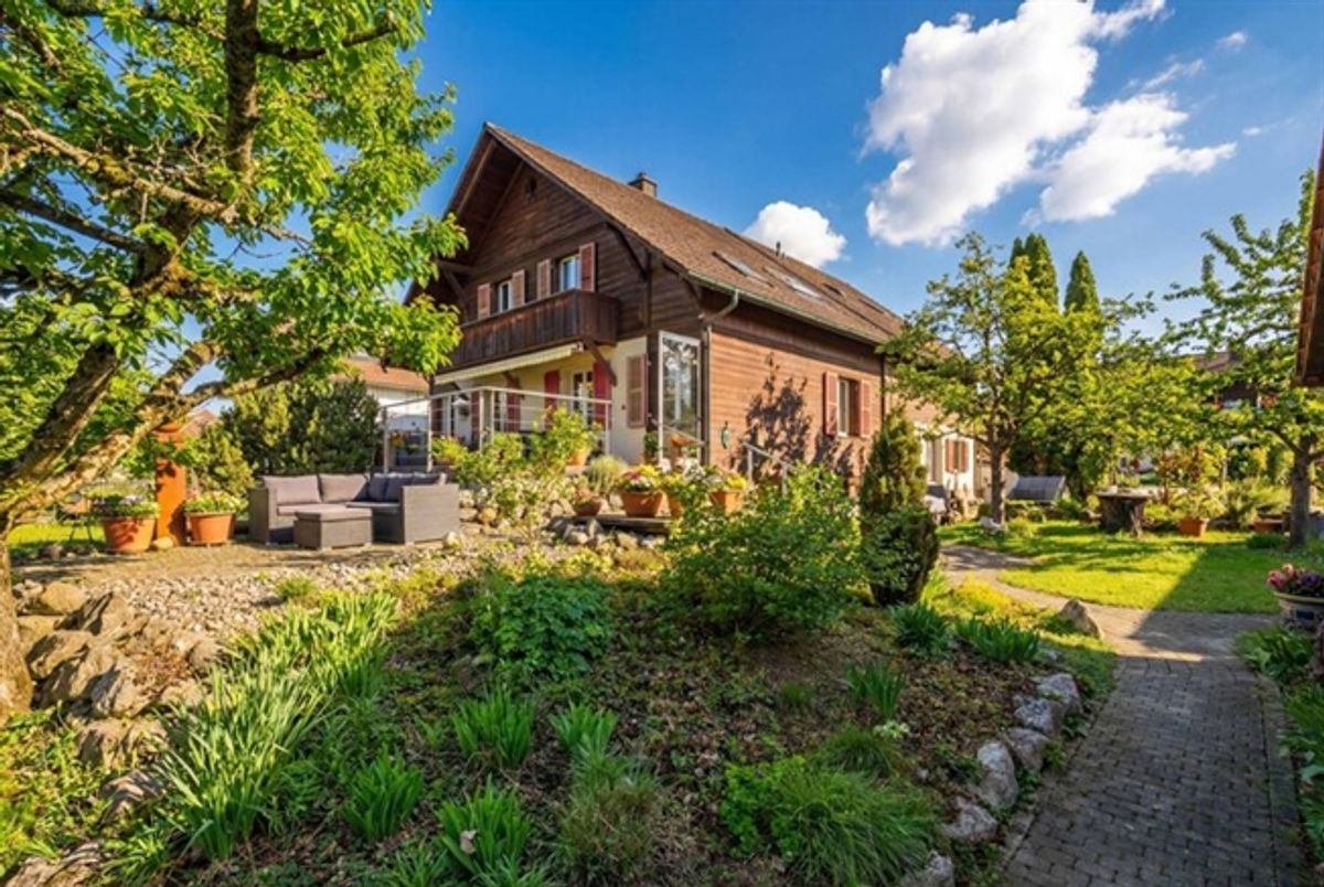 CHARMANTE CHANCE IM LERCHENFELD - PREISWERTES EINFAMILIENHAUS - 0