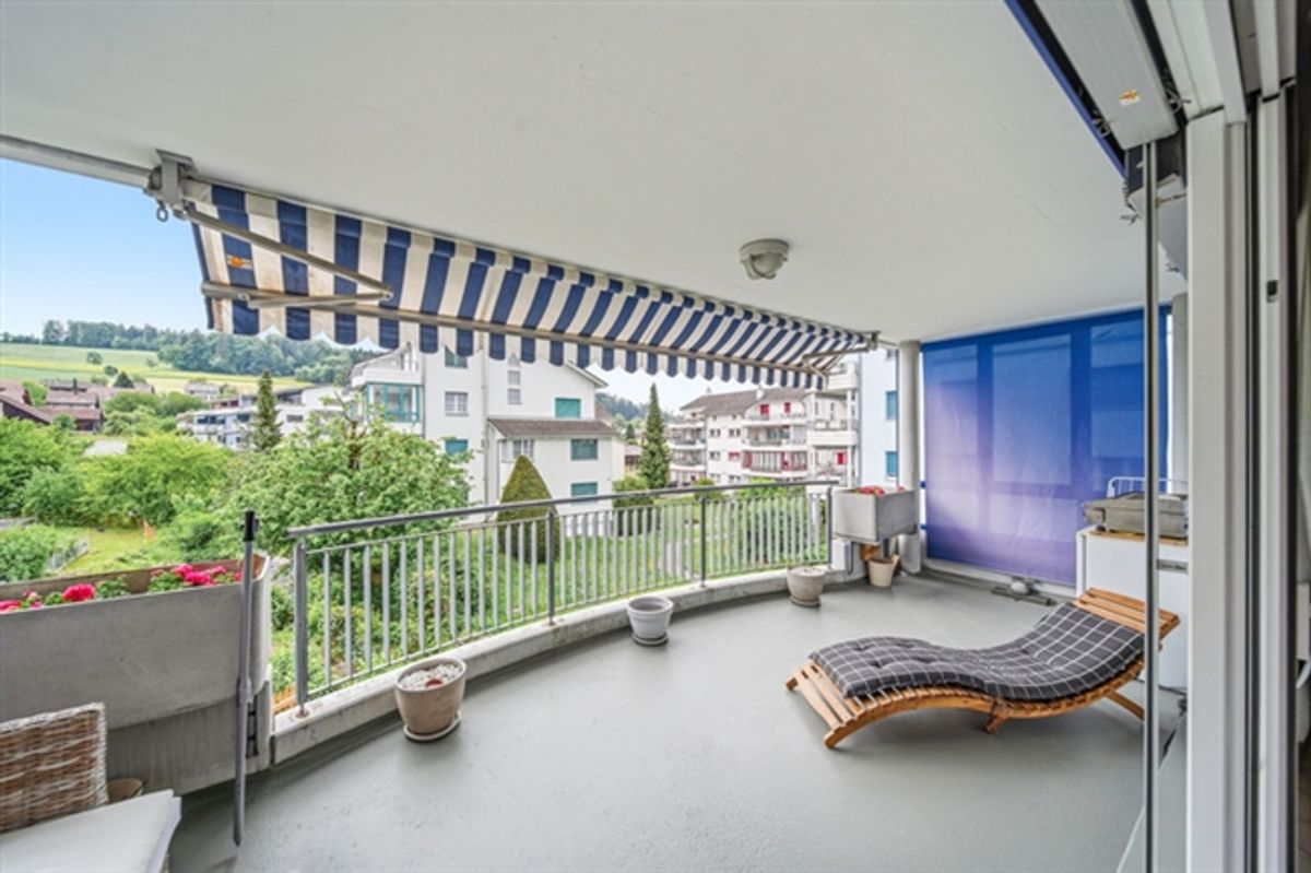 SCHÖN UND GUT - GEPFLEGTE 4.5 ZIMMERWOHNUNG IM ZENTRUM - 6