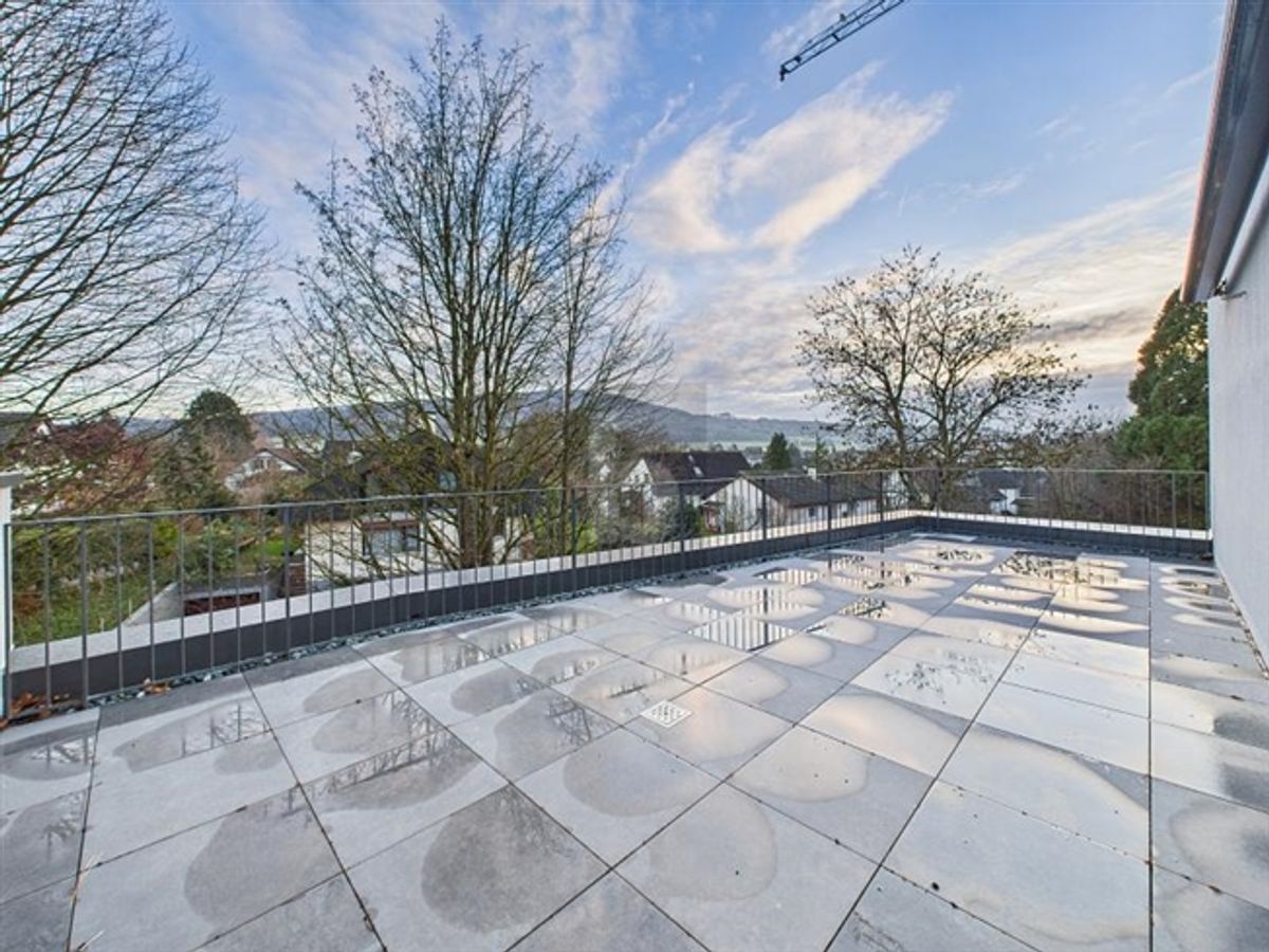 MINERGIE, MIT ZWEI TERRASSEN UND GARTENSITZPLATZ - 4