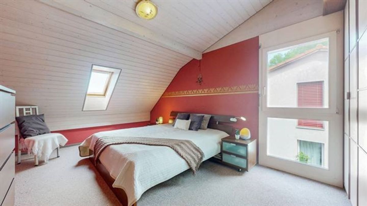 GEPFLEGTE 6.5 ZIMMER DOPPELHAUSHÄLFTE MIT GARTEN UND BALKON - 5