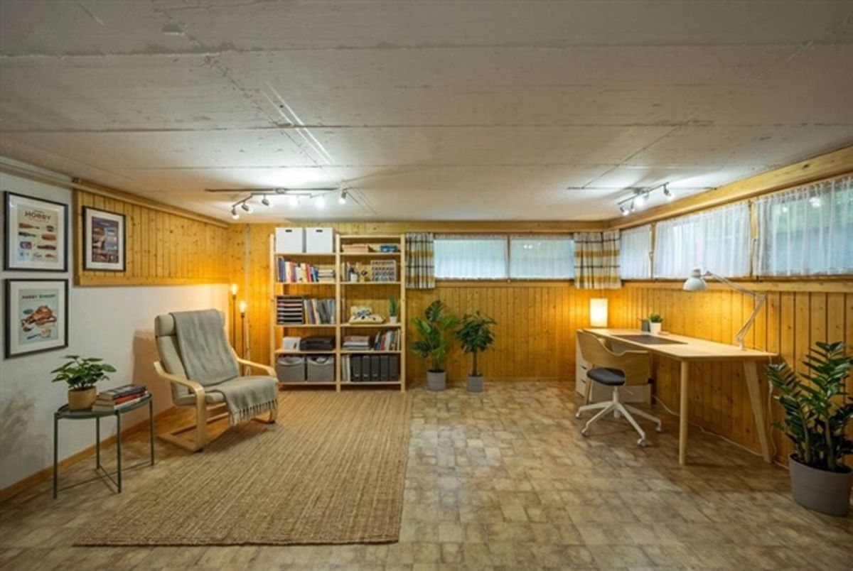 SCHMUCKES CHALET MIT ZWEI WOHNUNGEN - 4