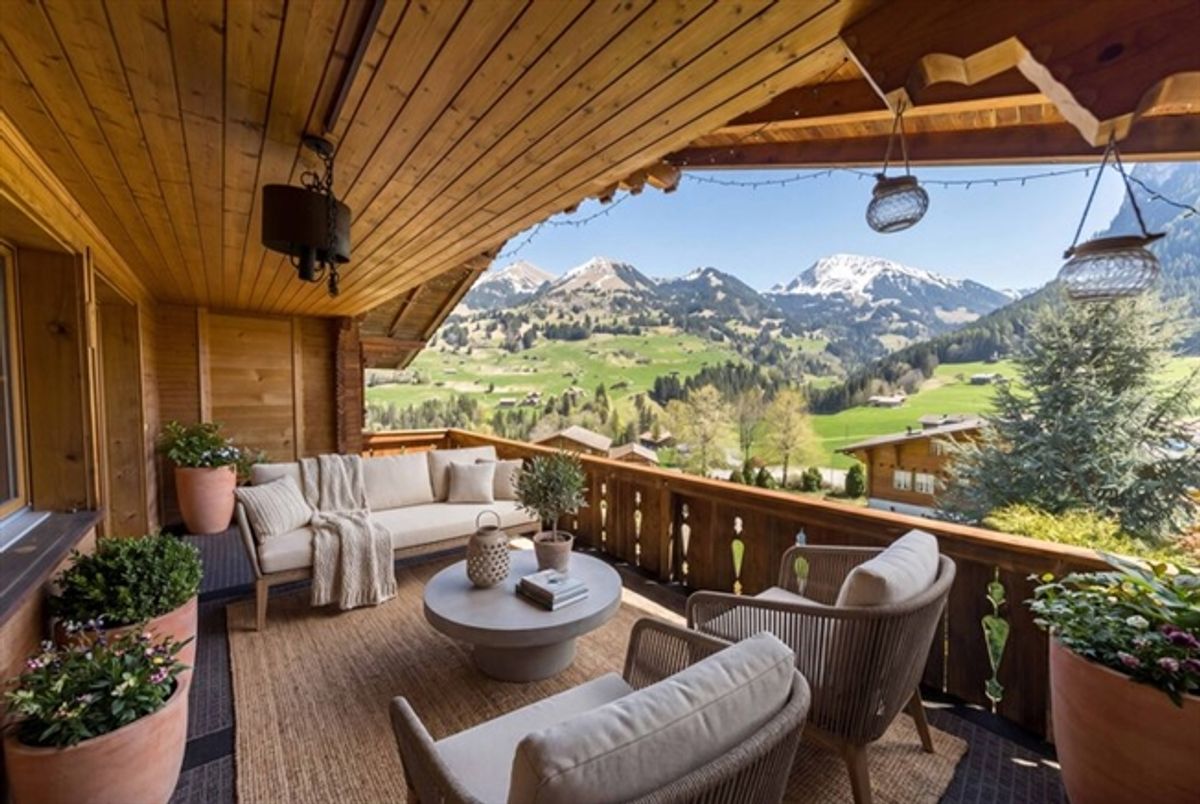 SCHMUCKES CHALET MIT ZWEI WOHNUNGEN - 6
