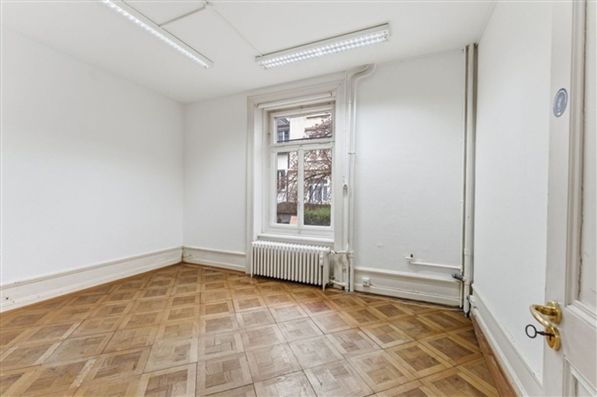 MFH mit 6 Einheiten und Dachterrasse in Zürich Enge - kaufen - 3