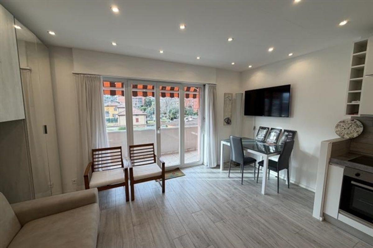 Strategisches Studio-Apartment nur einen Steinwurf von der italienischen Grenze entfernt - 1