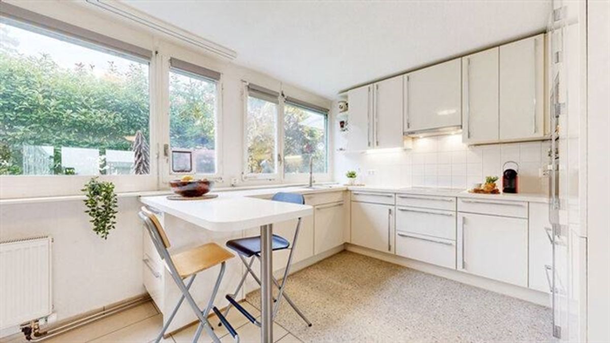 4.5 ZIMMER WOHNPERLE IN BIEL - 3