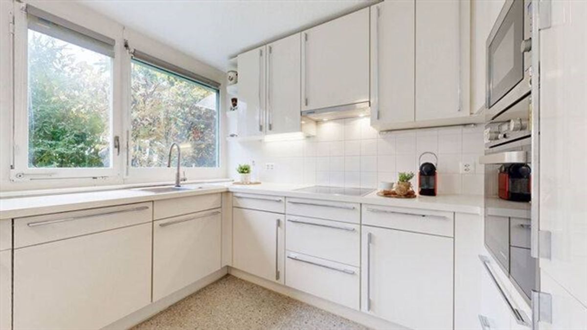 4.5 ZIMMER WOHNPERLE IN BIEL - 4