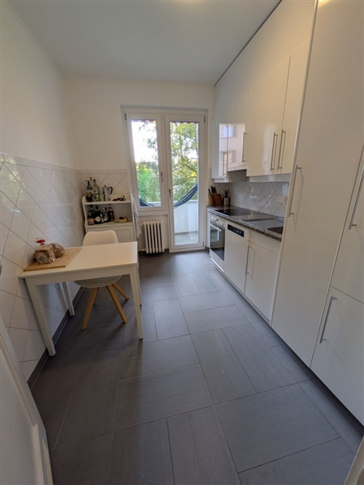 2 ZI-WOHNUNG IN BERN - WEISSENBÜHL, MÖBLIERT, TEMPORÄR - 2