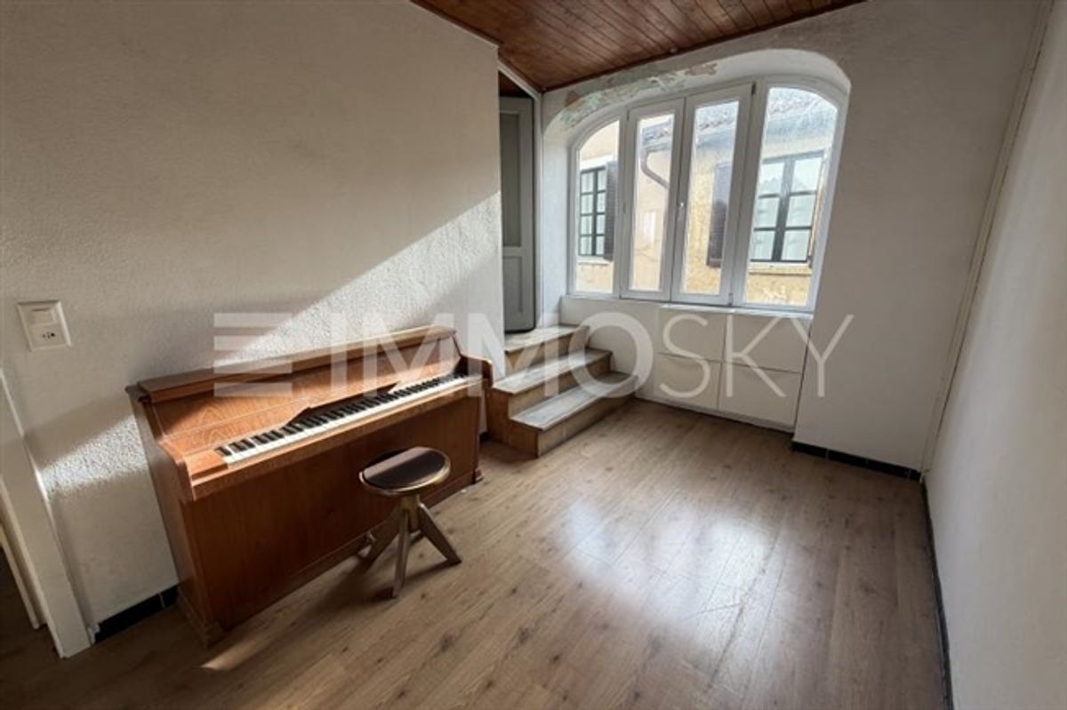 Historisches Einfamilienhaus im Herzen von Besazio - 1