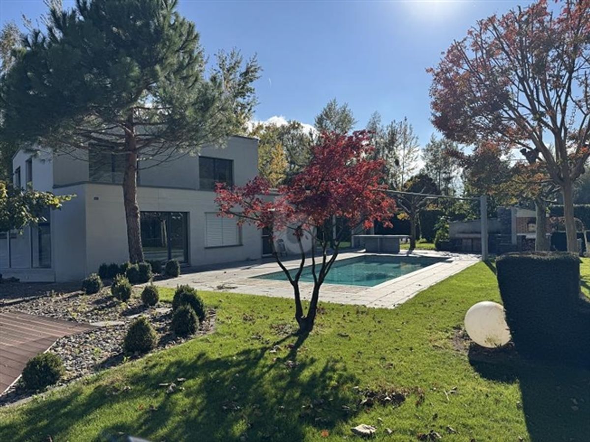 PROPRIÉTÉ EXCLUSIVE, OCCASION RARE DE VENTE - 1