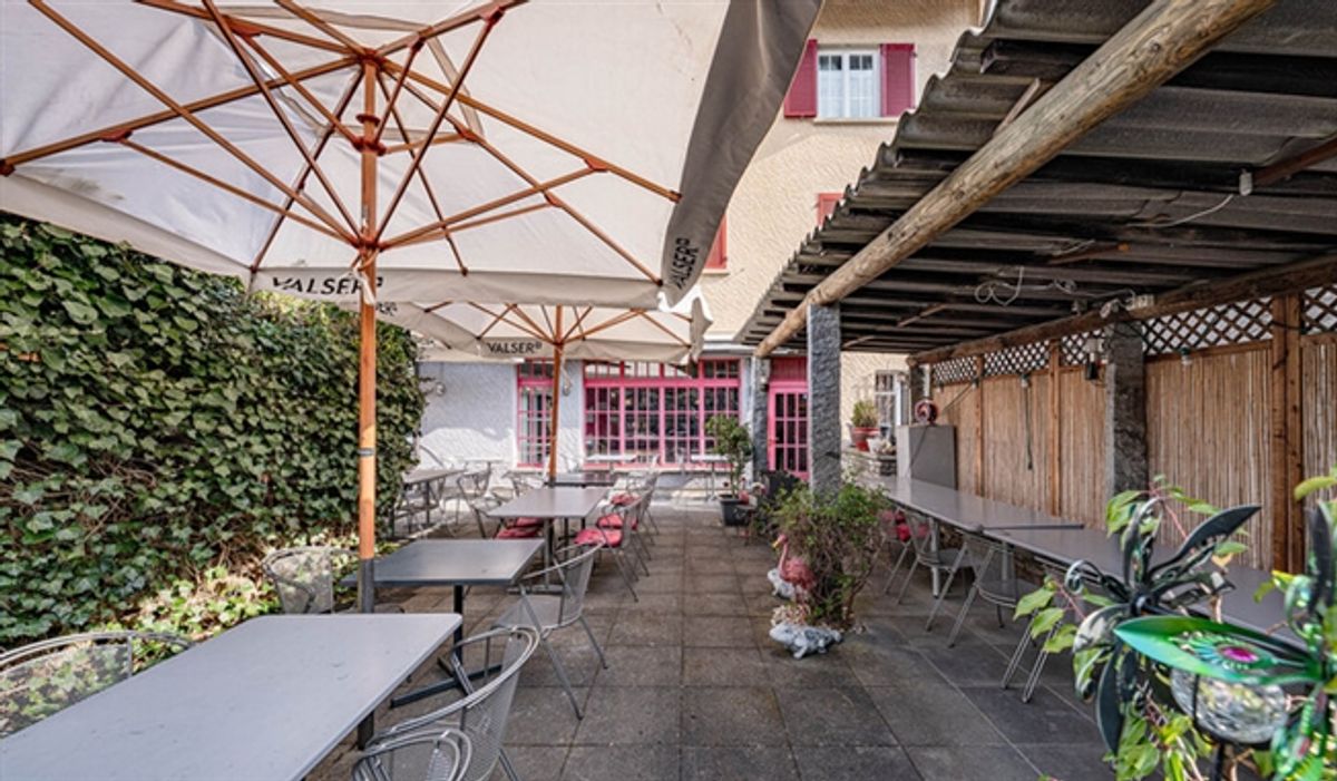ERTRAGSSTARKES WOHN- UND GESCHÄFTSHAUS MIT RESTAURANT UND WOHNUNGEN - 2