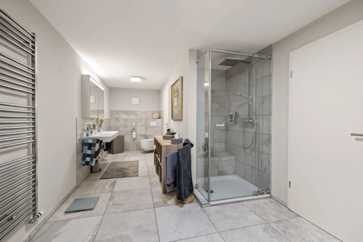 Ruhig am Waldrand wohnen - modernes Zuhause mit viel Privatsphäre - 12